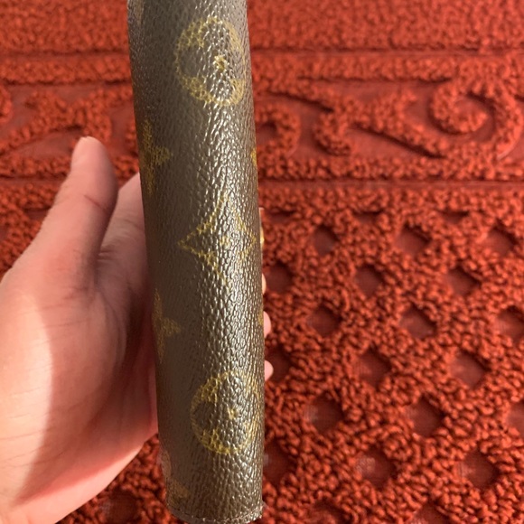 Authentic LV monogram Short coin wallet - Picture 3 of 16